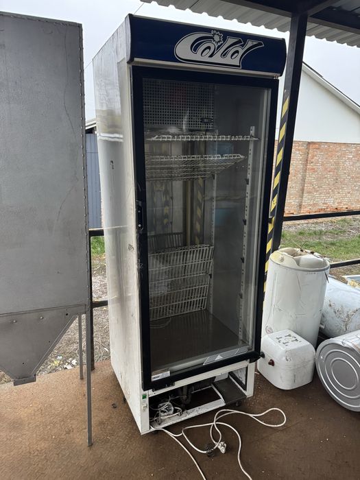 Продам холодильники