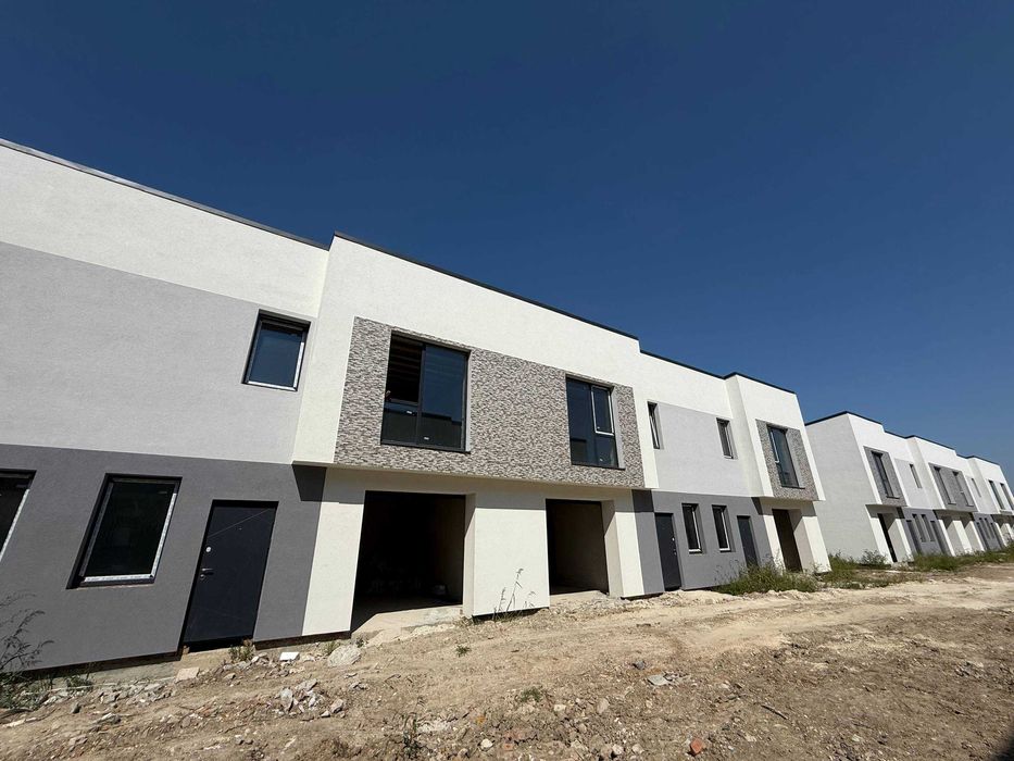 Продаж готового таунхауса в Крихівцях, площа 143 м.кв