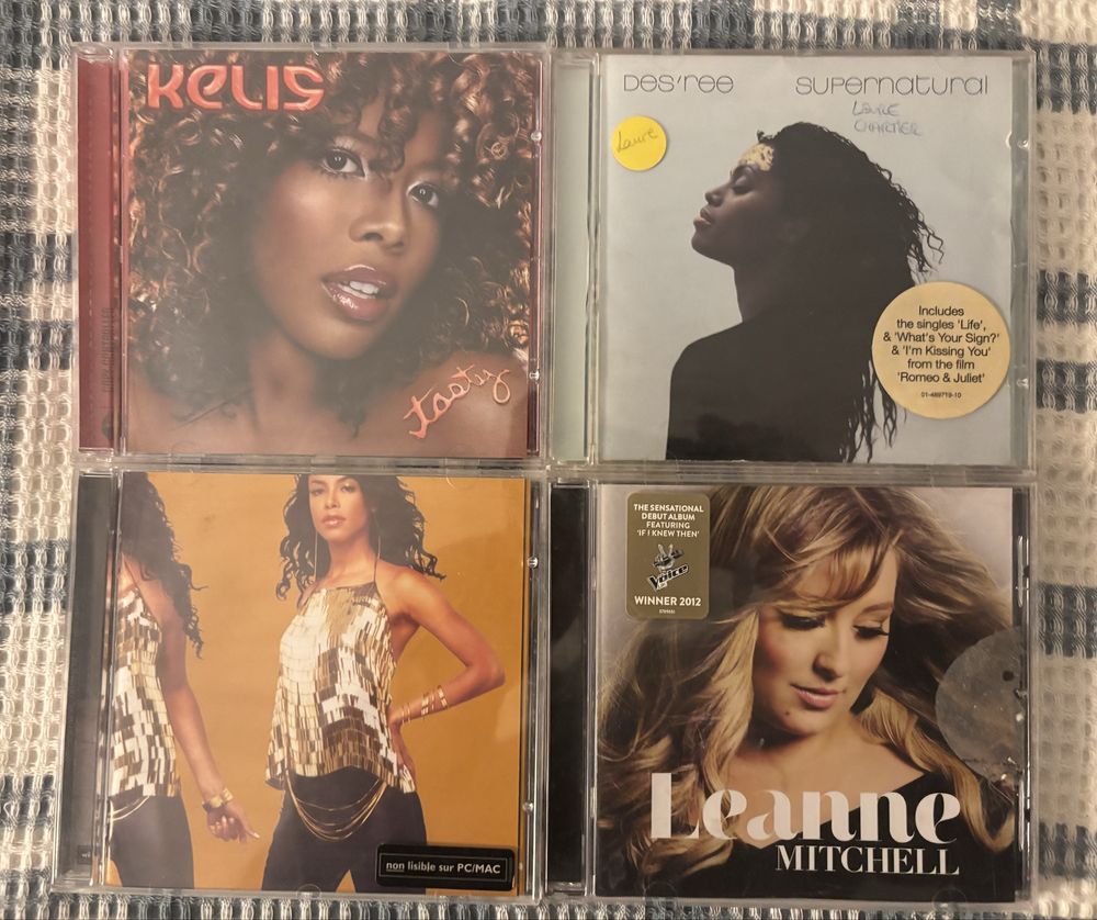 Cds usados 2€ cada