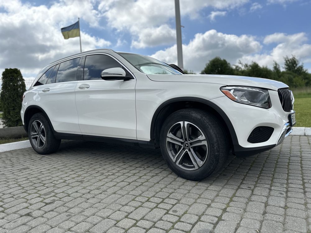 Mercedes GLC 300 2019 рік