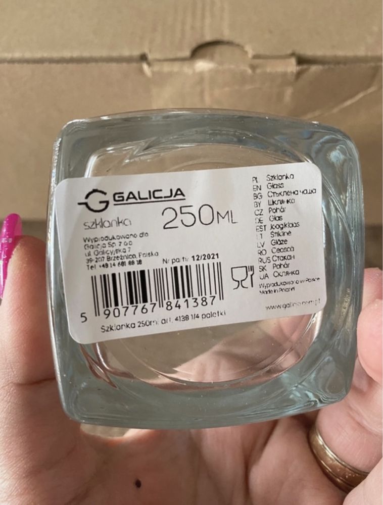 Karafka + 6 szklanek
