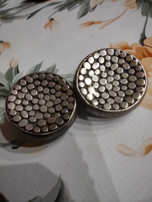 Stare piękne klipsy Lili la Pie