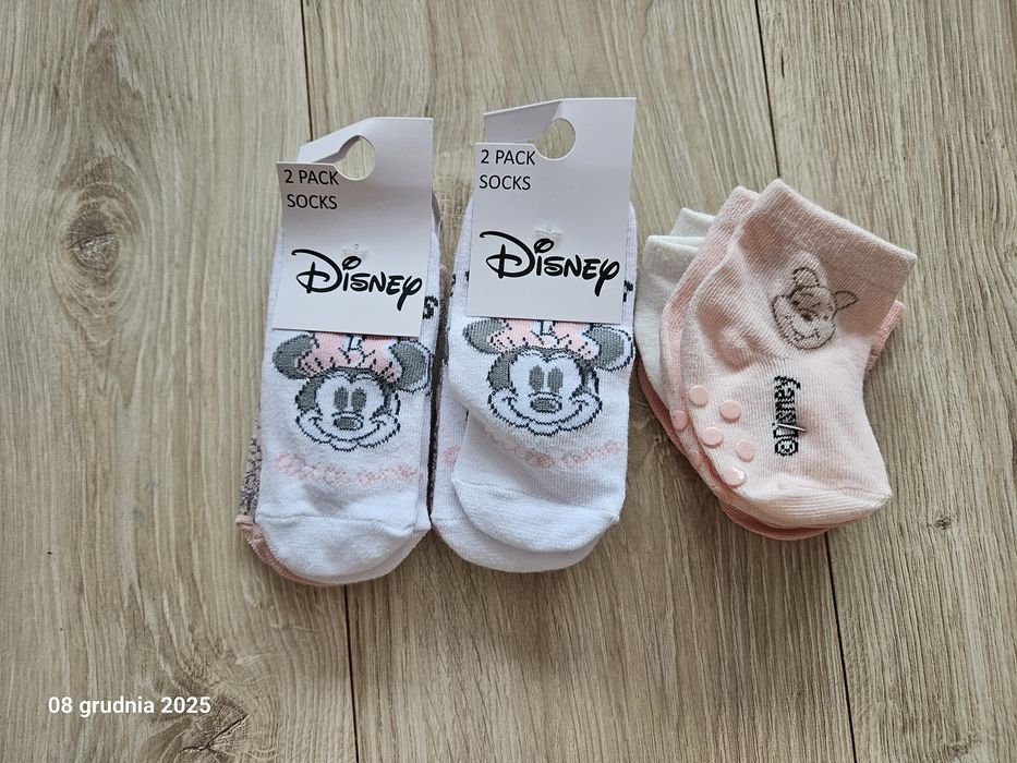 Zestaw nowych skarpetek niemowlęcych 7par