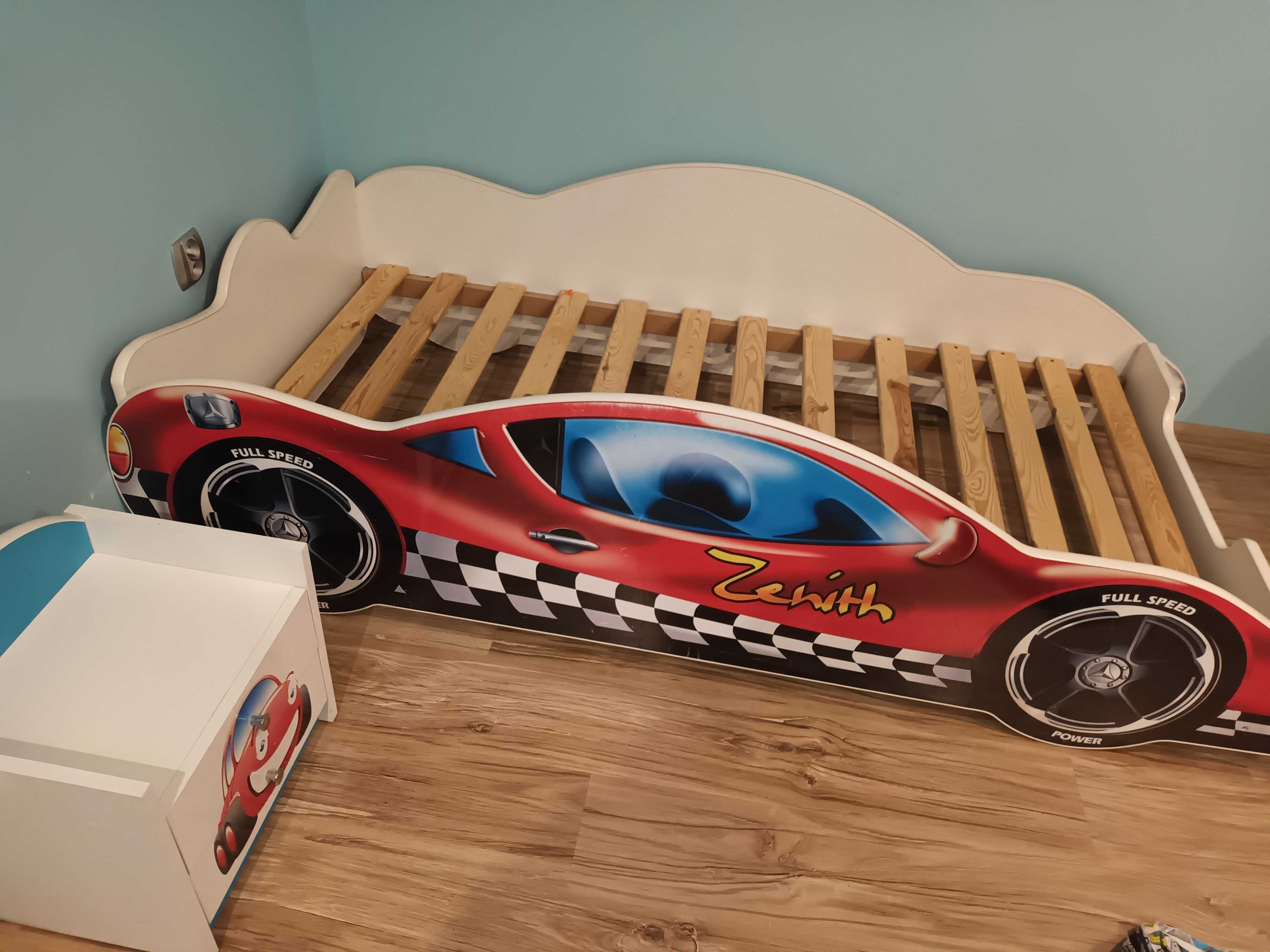 Łóżko dla chłopca formuła,samochód i szafka nocna