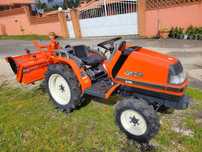 Trator Kubota Aste c/ Frese