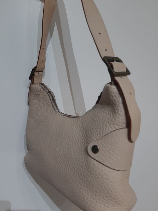 Carteira de pele bege