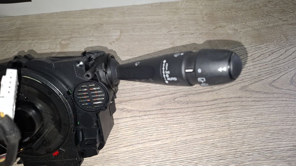 Перемикач підрульовий Citroen c4 cactus Перемикач світла cactus Переми