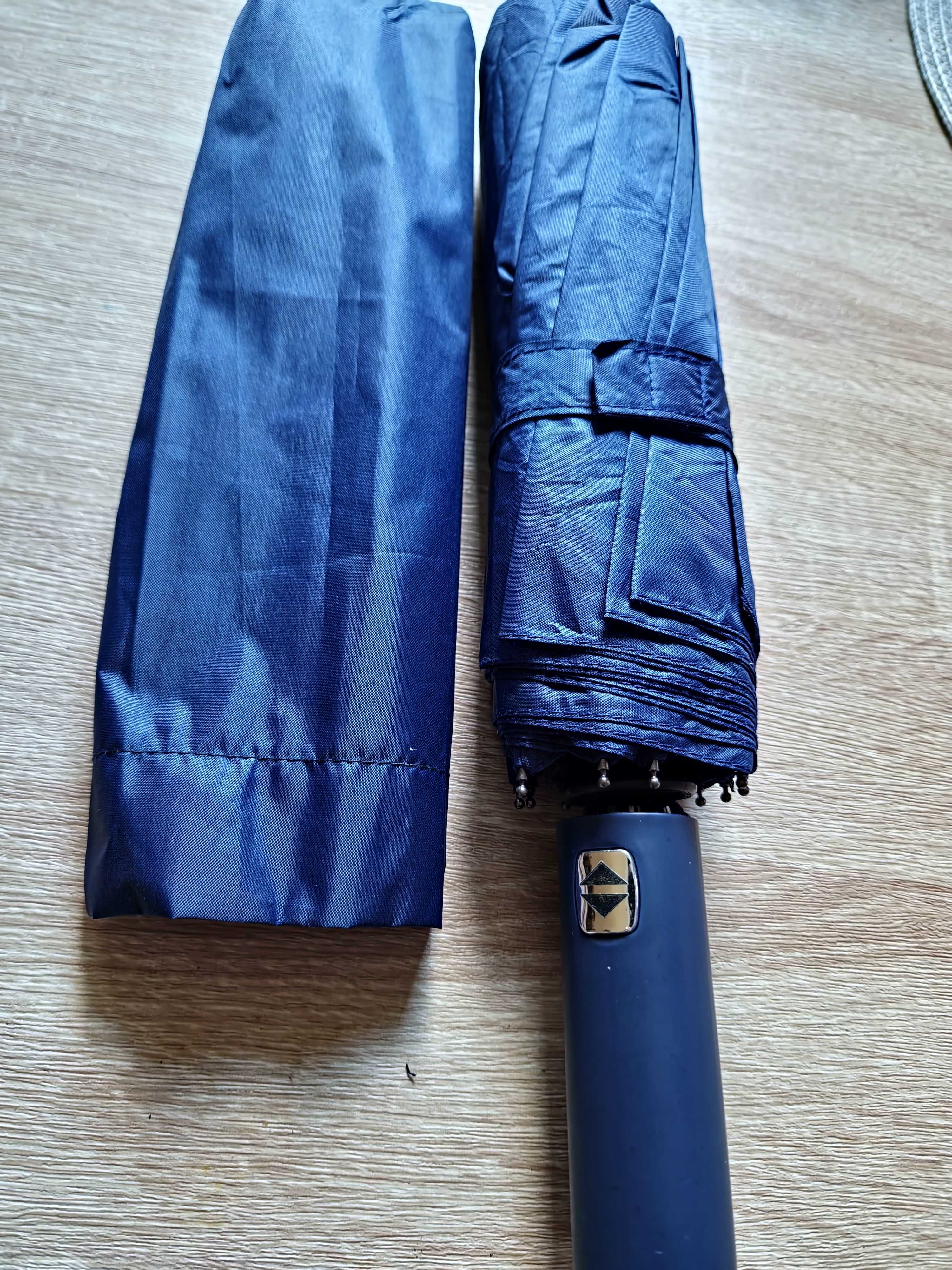 Do sprzedania solidna, duża parasolka w ciemnoniebieskim kolorze