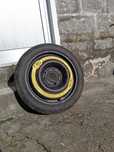 Pneu suplentes de carro Renault clio