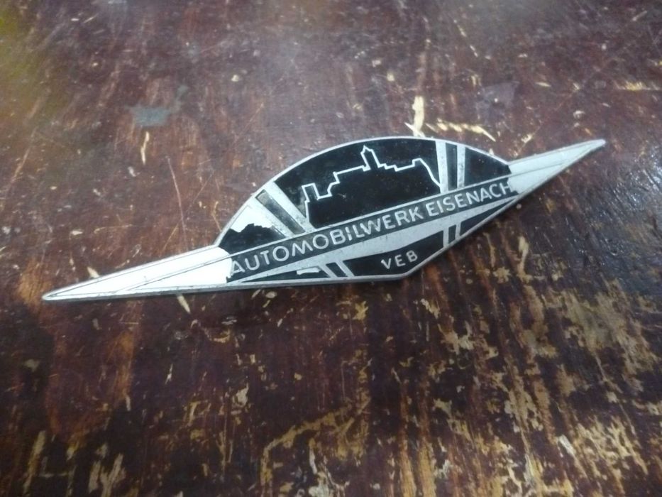 Wartburg 353, 311, 312 znaczek , emblemat na maskę oryg