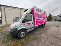 Renault Master 2.5 KONTENR CHŁODNIA 7 Palet