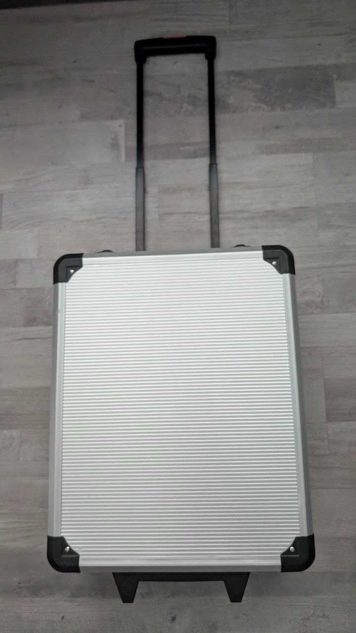Набор инструментов головок ключей, рулетки , отвертки , и т.д 499ед.