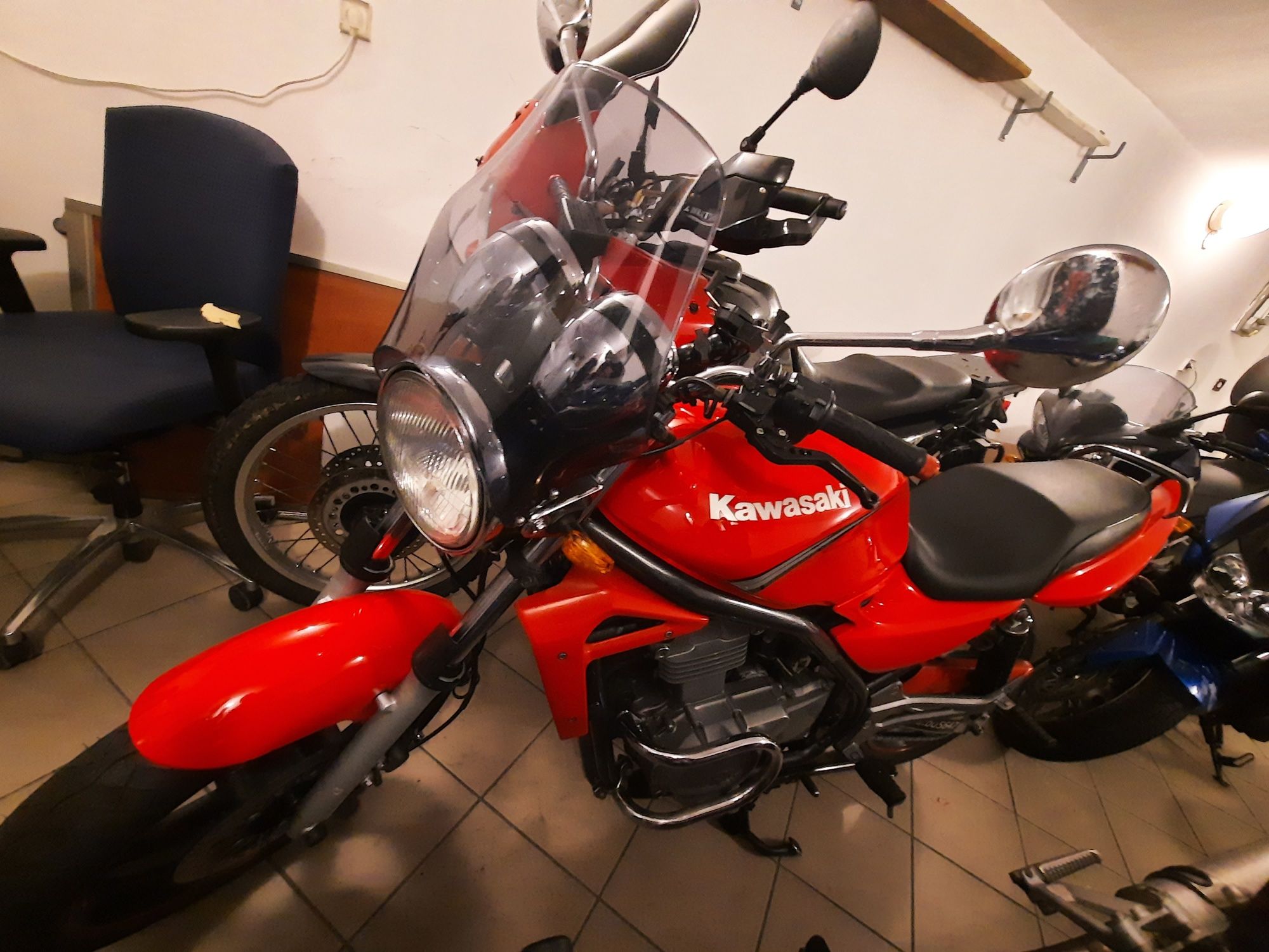 Zadbane Kawasaki ER-5