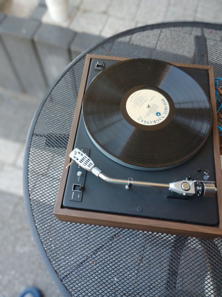 Sprzedam gramofon