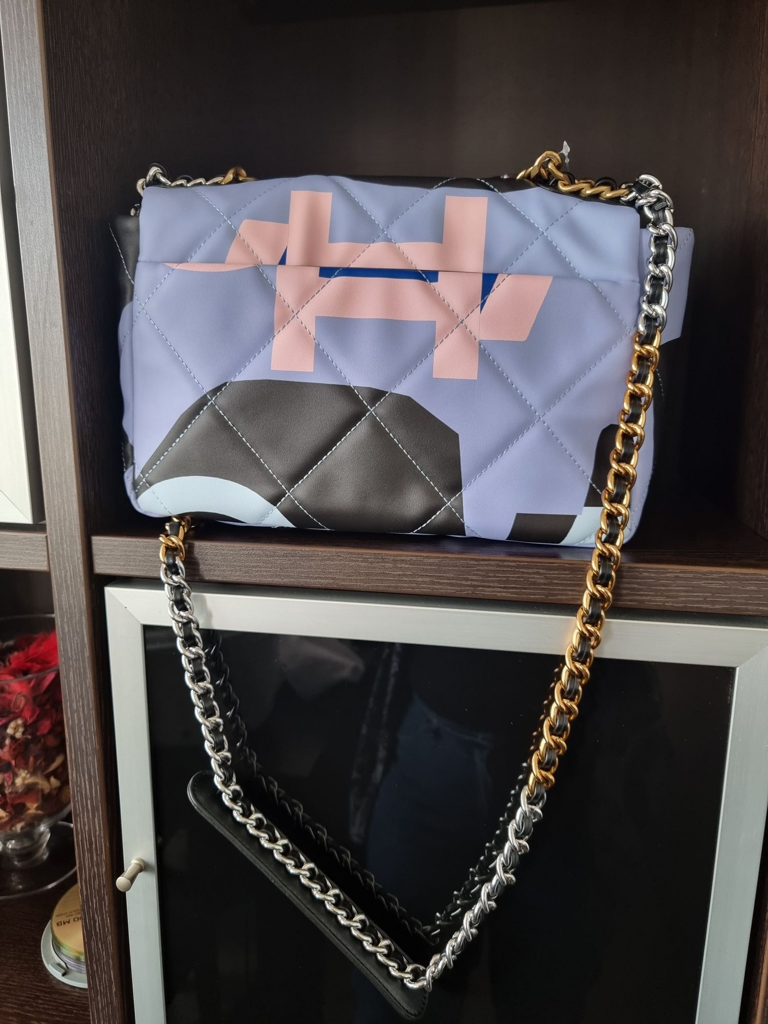 Mala Chanel linda