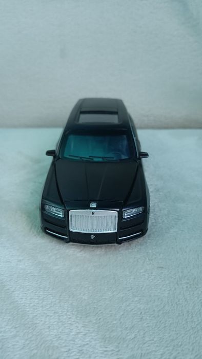 Машинка металева«Rolls-Royse» Ролс-Ройс, чорна, відкр двері, баг, капо