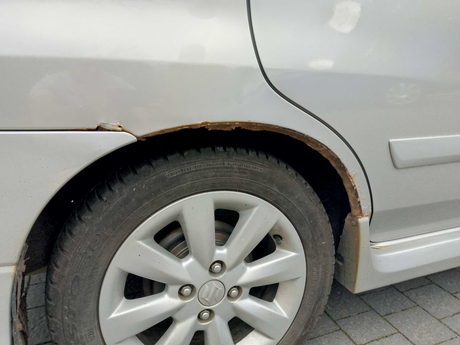 Suzuki Liana 1.3 Hatchback Benzyna