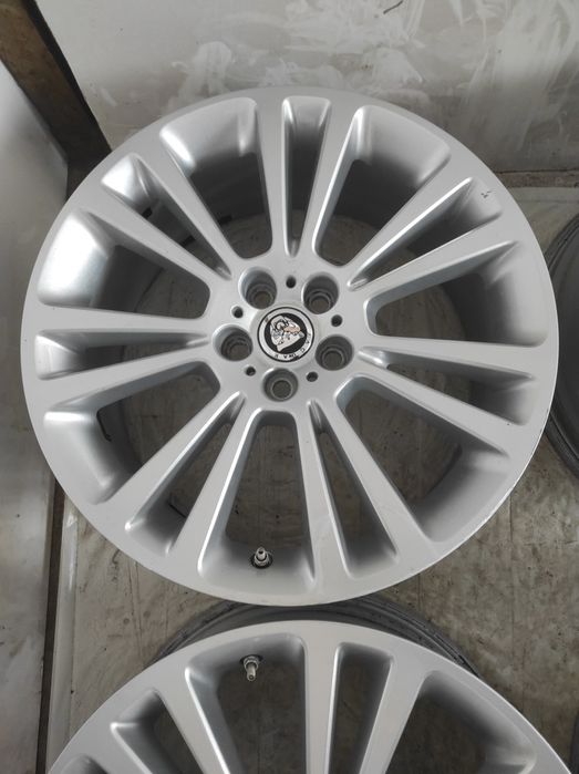 342 Felgi aluminiowe ORYGINAŁ JAGUAR R 19 5x108 Bardzo Ładne Czujniki