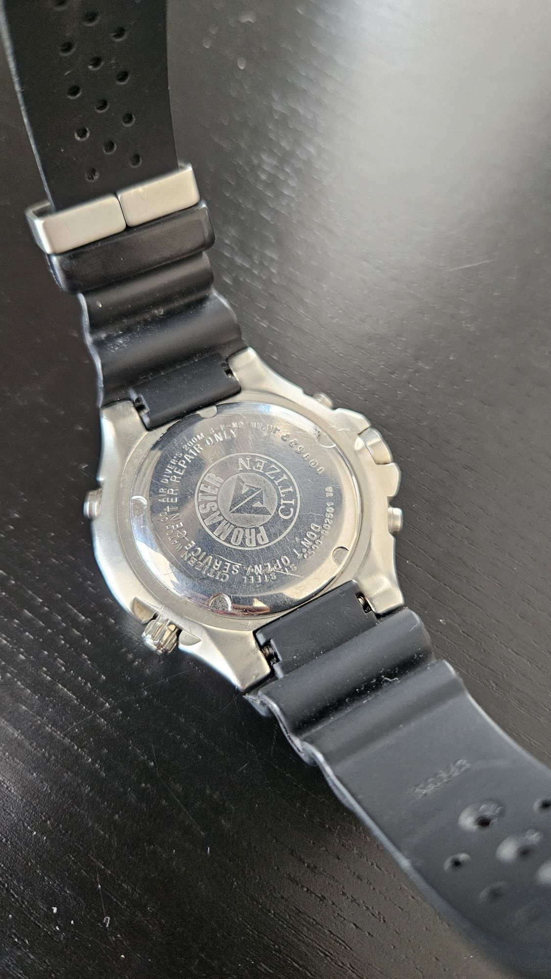 Citizen JP1060 Aqualand Promaster – Clássico de Mergulho 
8
Disponível