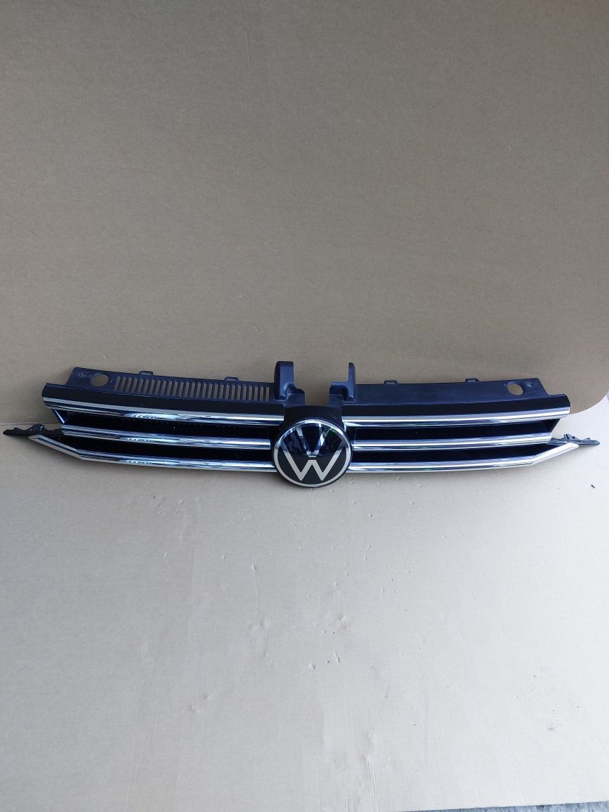 Grill VW Touran II pod radar oryginał