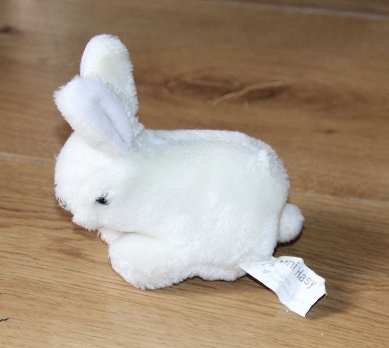 biały królik króliczek maskotka pluszak misiu miś misiek