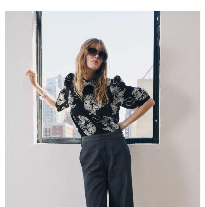 Блуза сорочка із вишивкою Zara