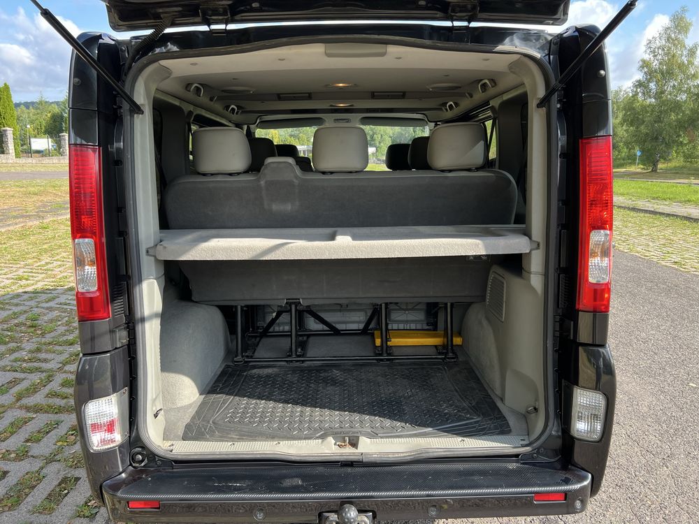 Opel Vivaro Tour 2.0 CDTi 8 osób