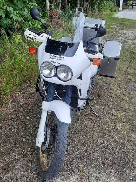 Honda Africa Twin 750 RD04