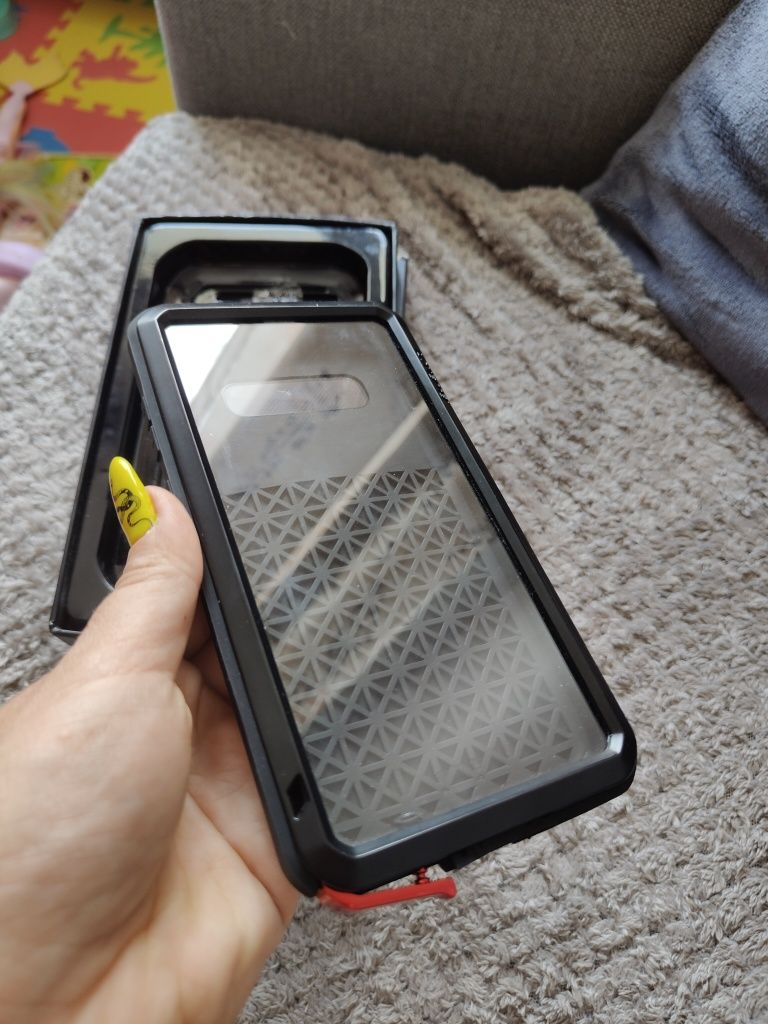 nowe etui ochronne do telefonu Samsung Galaxy S10 Plus.