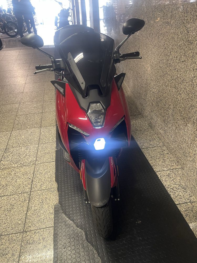 Scooter ZONTES 125 M - S/NOVA 5000 Kms