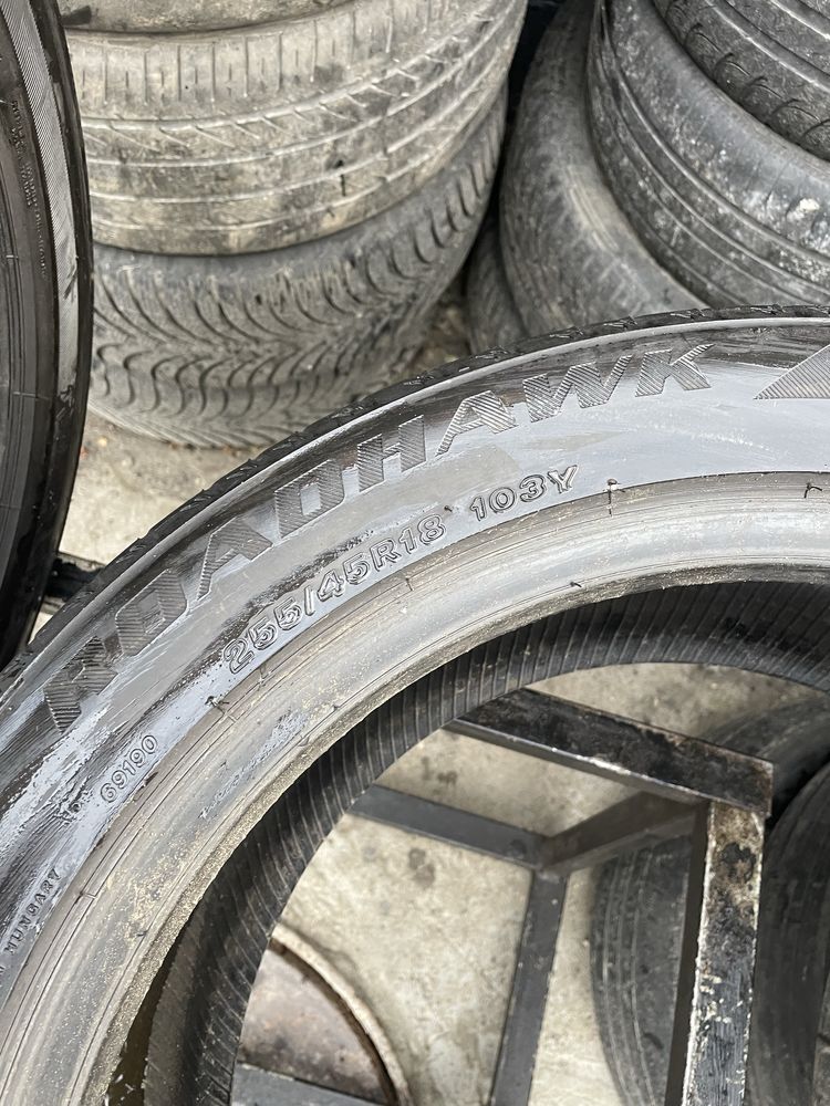 Шини літеі 255/45 r18 Firestone 22 рік стан супер