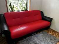 Czerwono-czarna rozkładana sofa kanapa z ekoskóry
