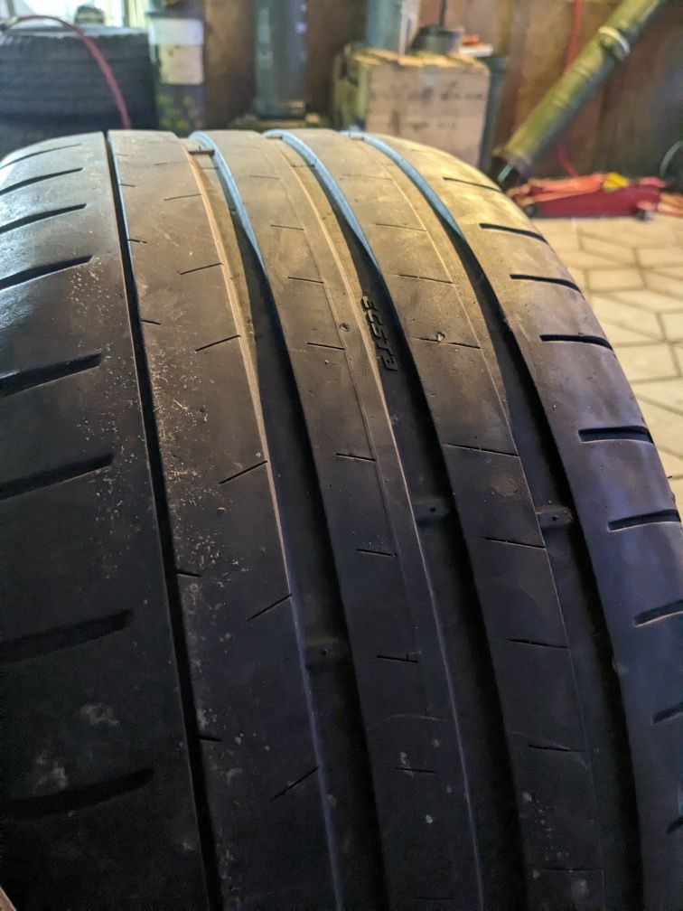 235/35R19 Kumho 2021 рік літо