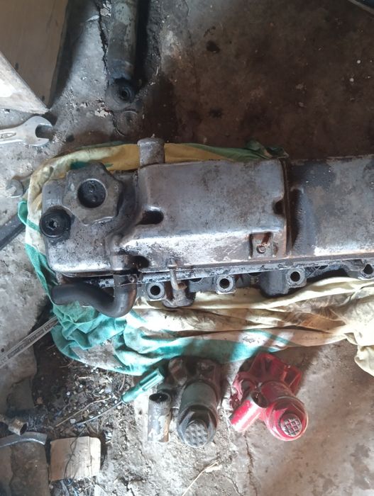 Продам крышку на головку