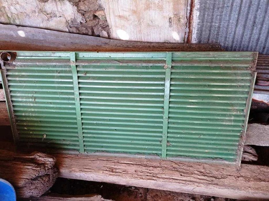 Grelha em ferro bom estado
