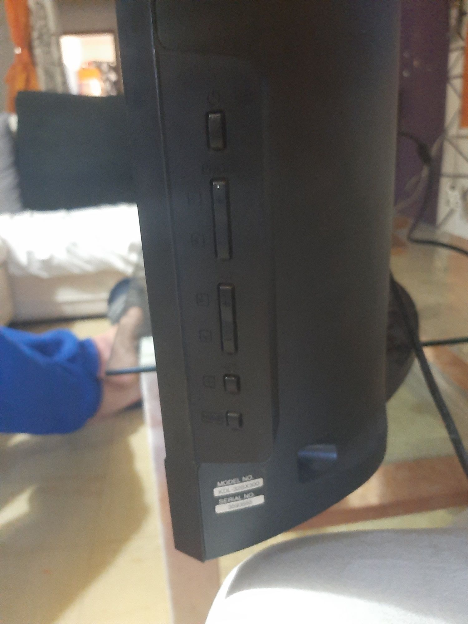 Vendo tv sony 32polegadas sem comando