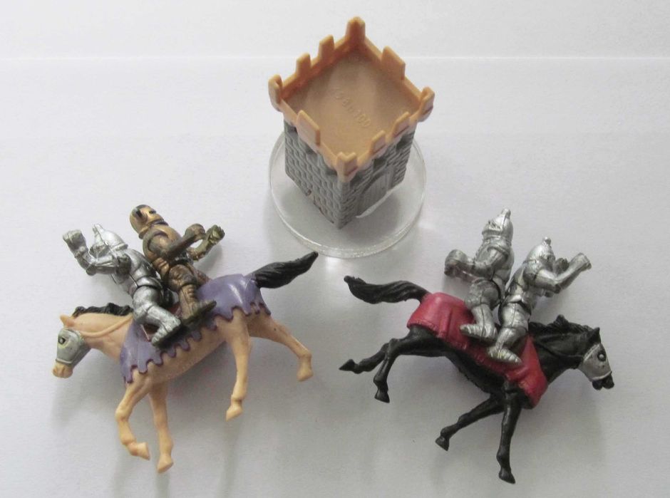 Киндер-сюрпризы фигурки на лошадях