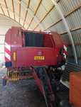 Prasa rolująca New Holland Br740