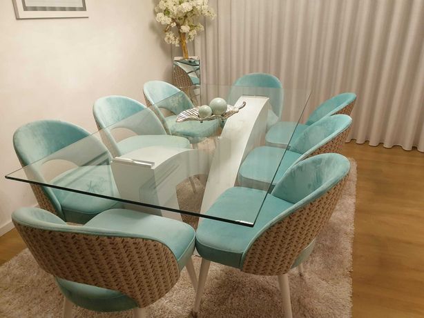 Cadeiras lindíssimas e modernas para mesa de jantar