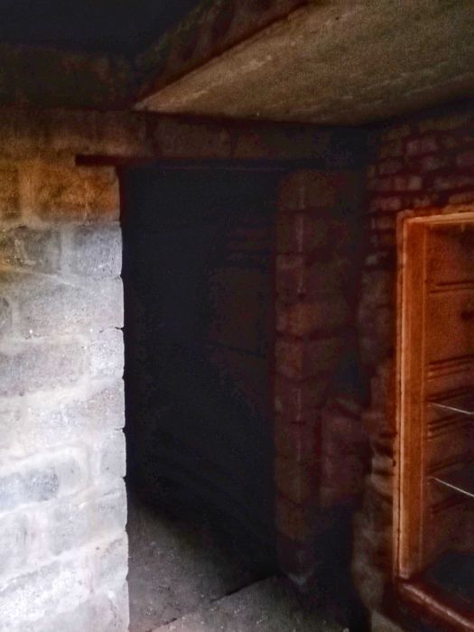 Продам капитальный гараж. Р-н Диагональной