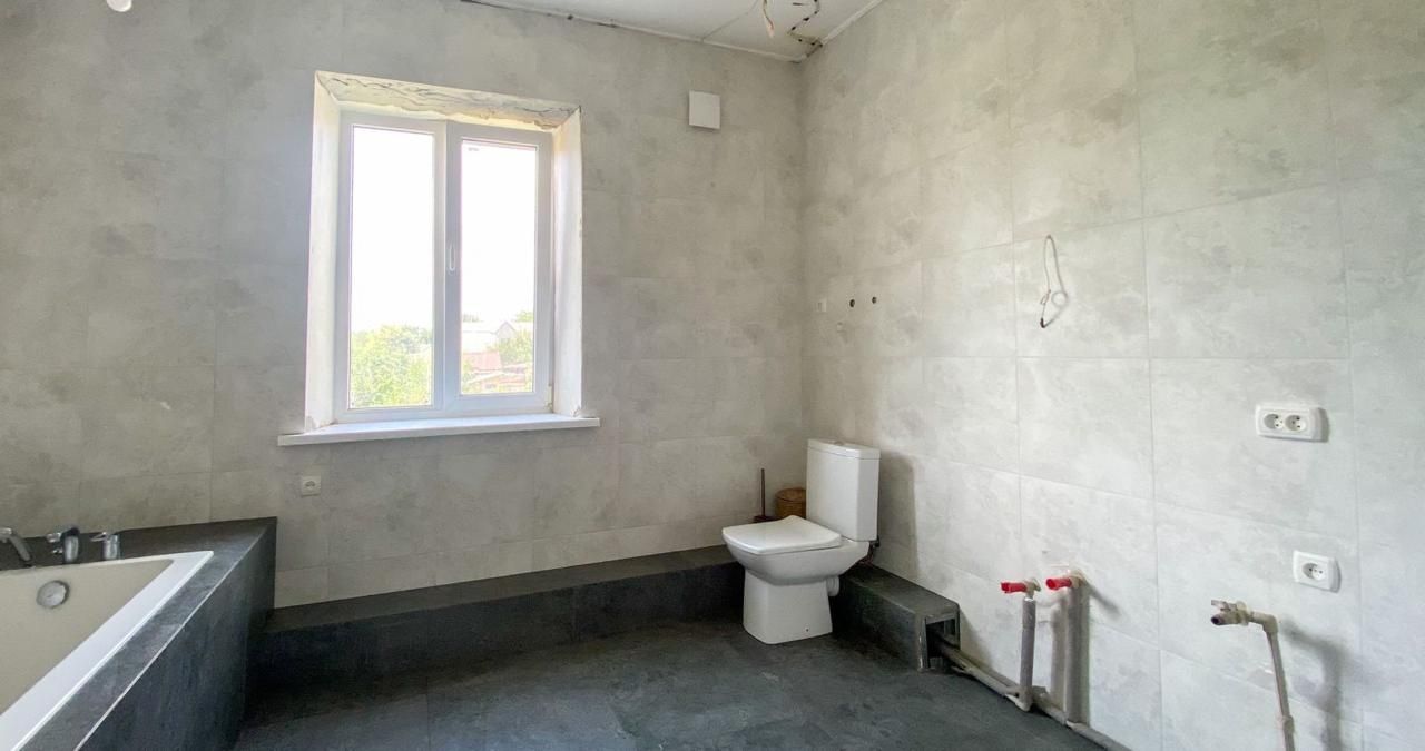 Продам дом власнык