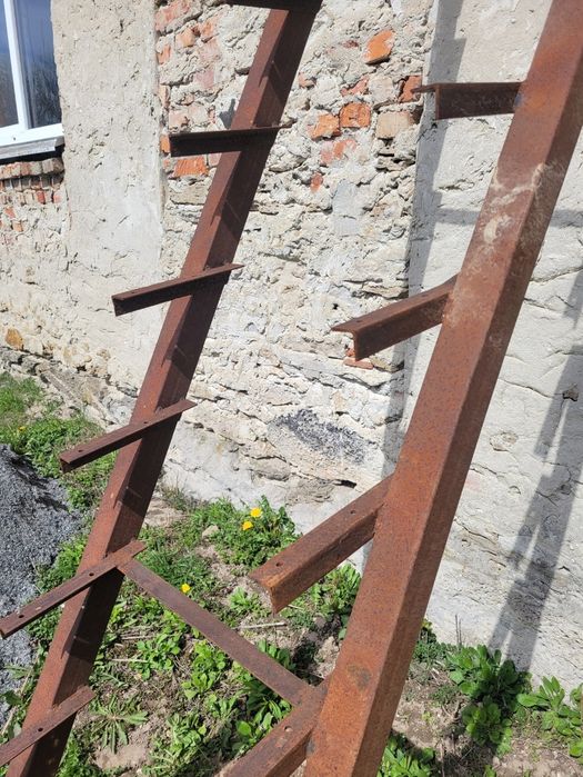 Сходи (Каркас), драбина, металоконструкція