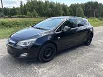 Opel Astra  xenon tempomat