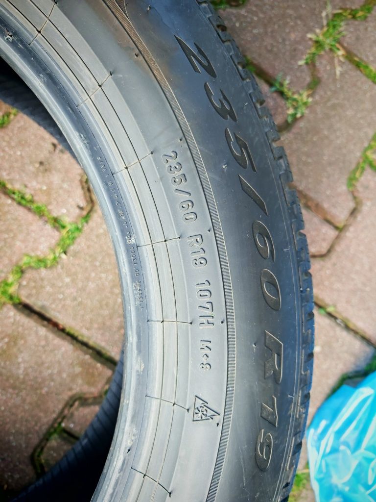 4x Pirelli 235/60 R19 107H Scorpion Winter XL SUV 2024