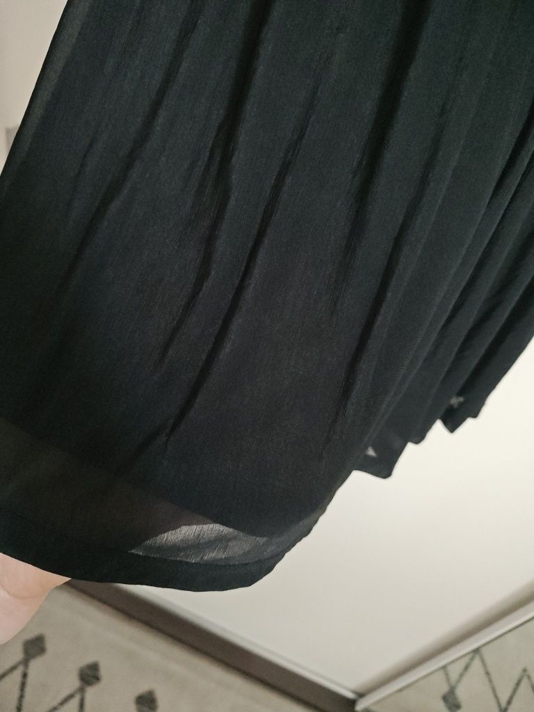 Mała czarna na lato H&M