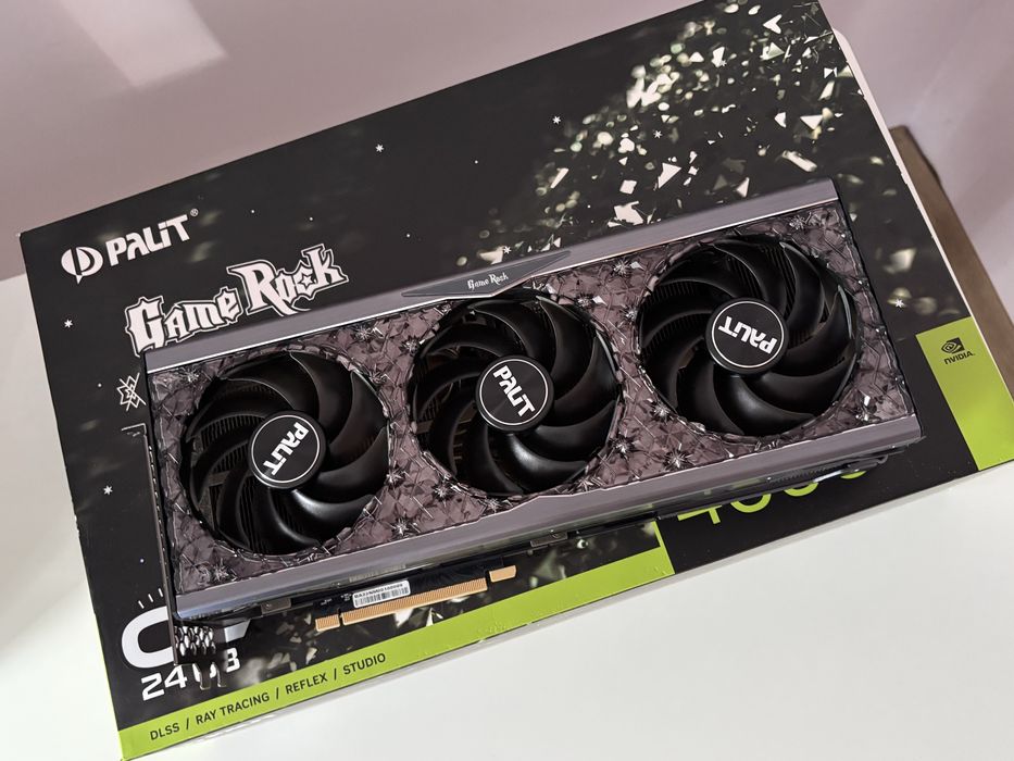 Karta graficznPalit GeForce RTX 4090 GameRock „Midnight Kaleidoscope”.