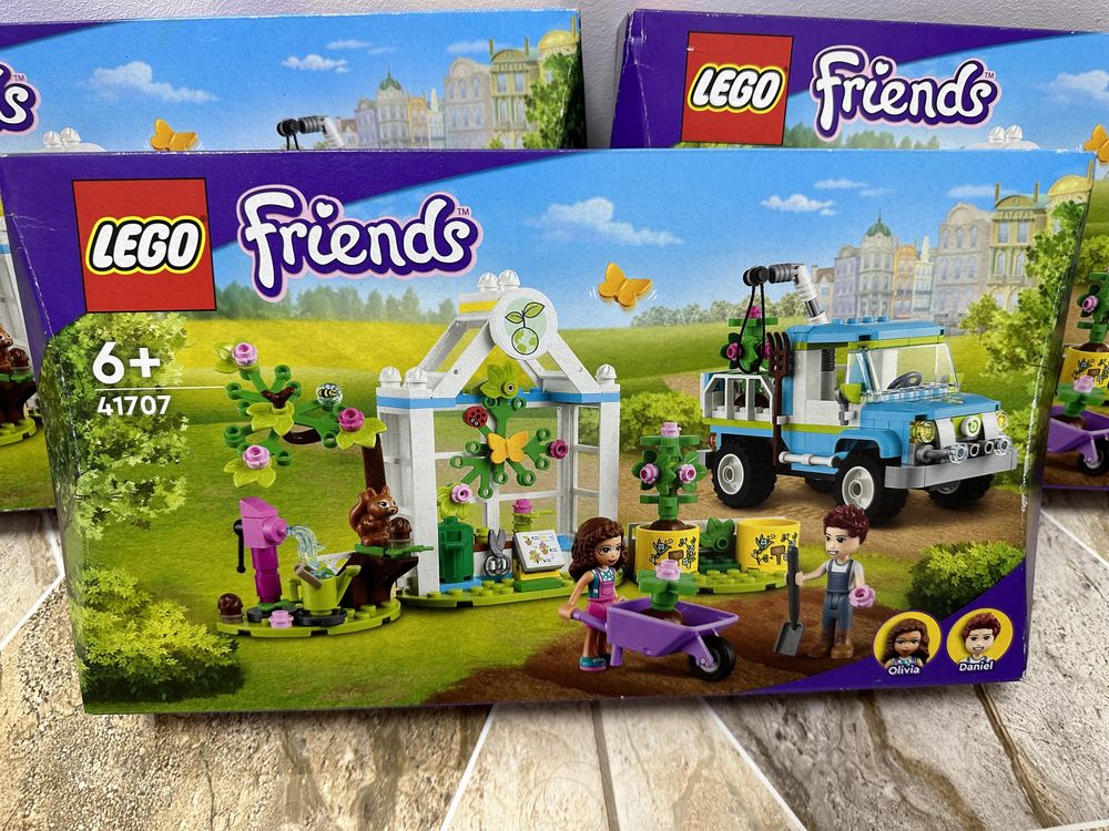 Конструктор LEGO Friends Автомобіль для саджання дерев