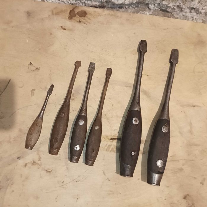 Stare zabytkowe śrubokręty ślusarskie