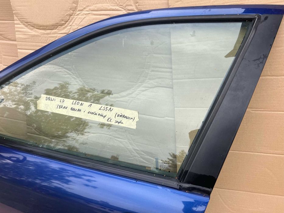 Drzwi lewy przód SEAT LEON 1 / TOLEDO 2 kod lakieru: LS5S