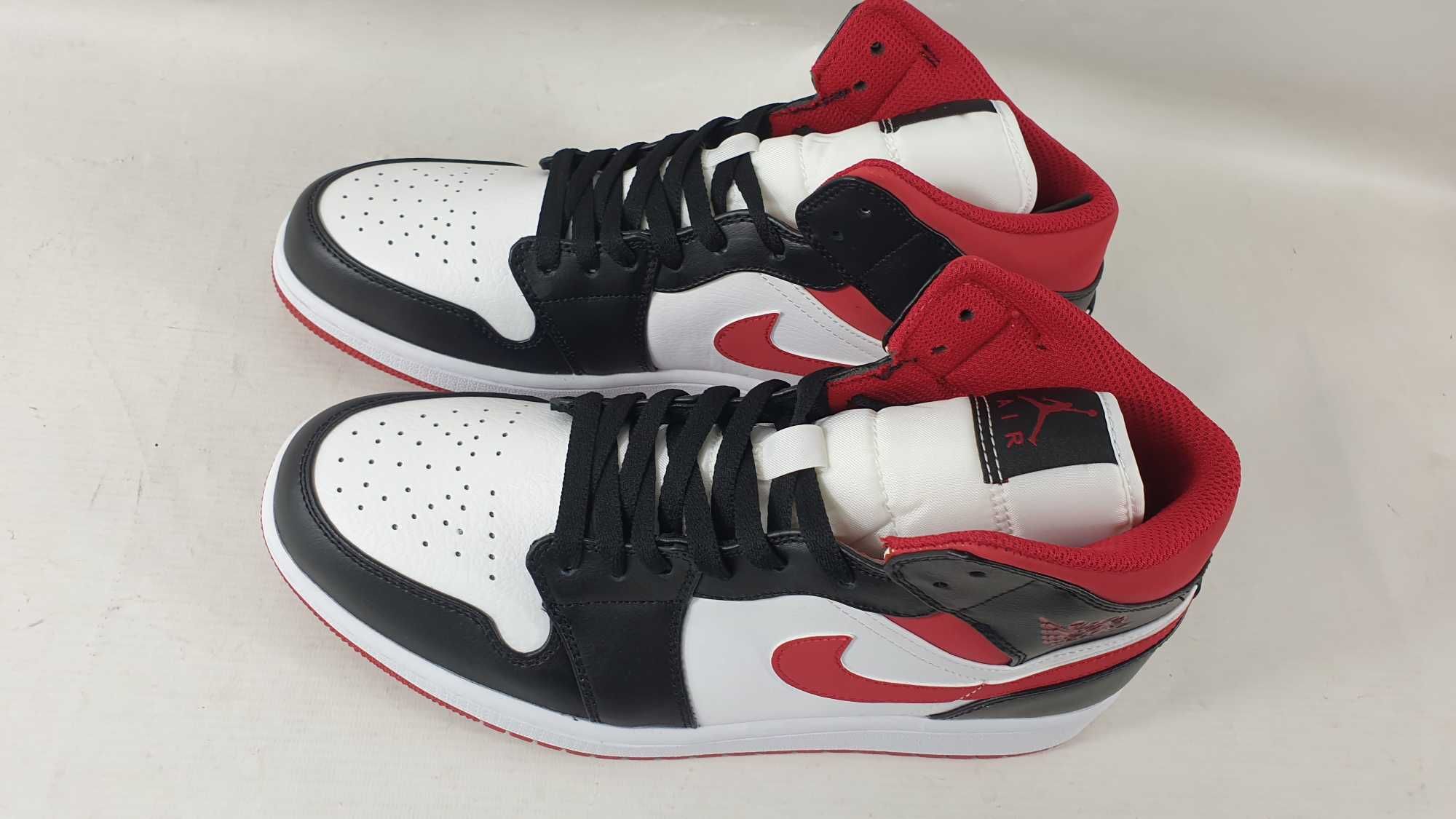 Nike buty męskie sportowe AIR JORDAN 1 MID rozmiar 44,5